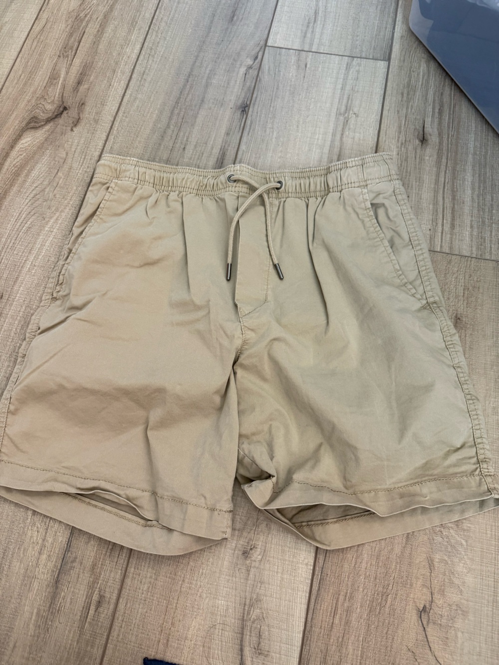 American Eagle Outfitters Men's Drawstring Shorts - Tan
